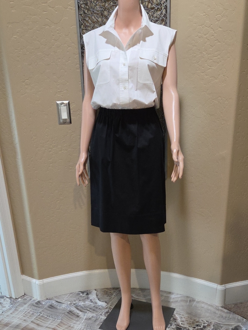 DKNY Classic Black & White Women's Sleeveless Shirtdress
